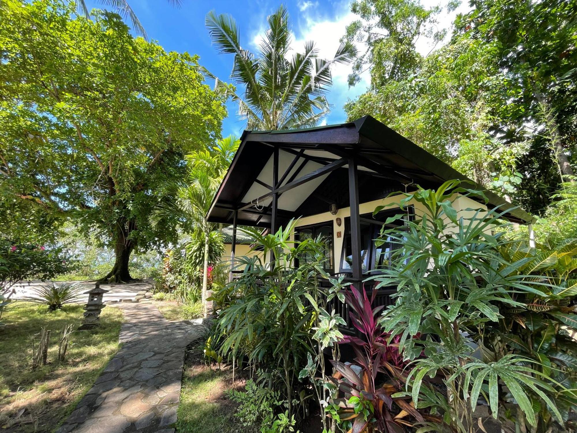 The Village Bunaken Luaran gambar