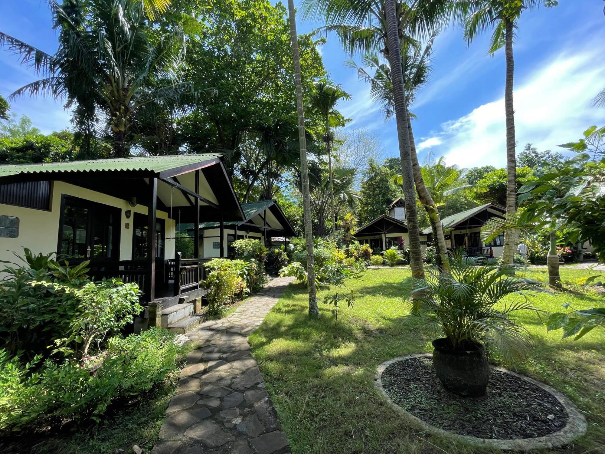 The Village Bunaken Luaran gambar